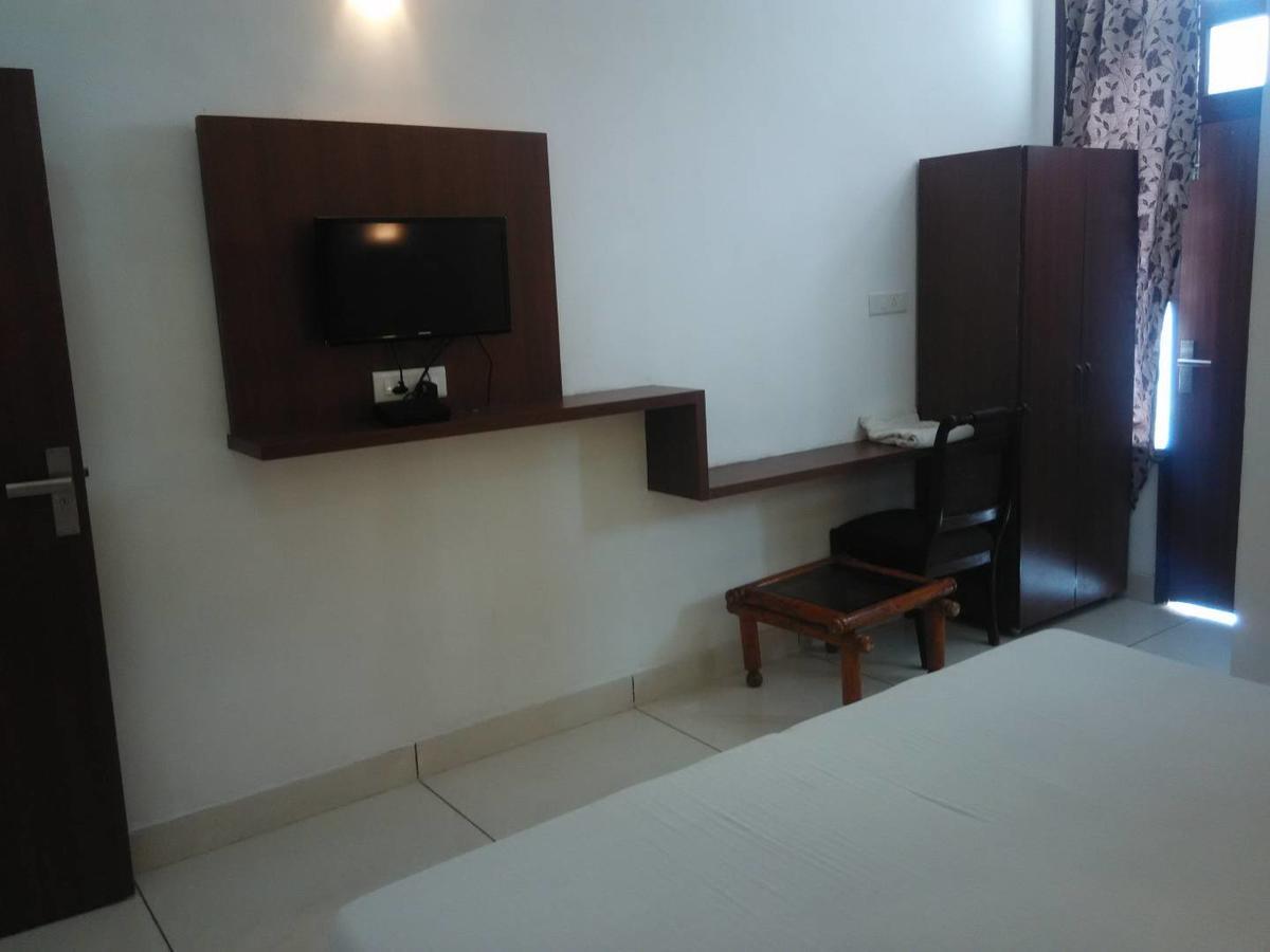 Hotel Kings Retreat Patiala Exterior photo